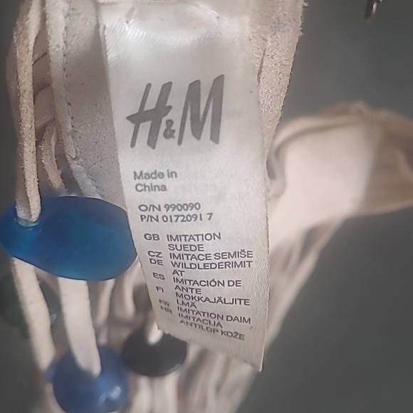 BOHEMIAN FRINGE BEADED NECKLACE WITH GLASS AND RESIN BEADS - Picture 9 of 12